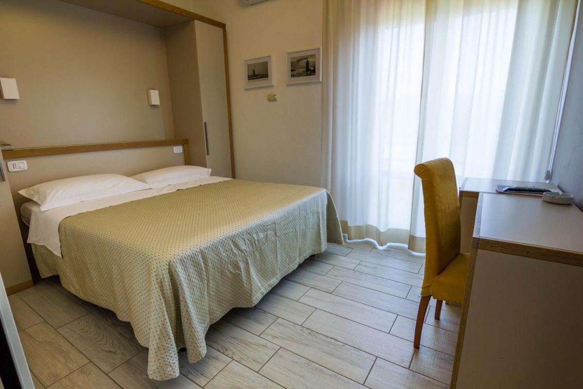 Hotel Mirella Castiglione della Pescaia Quarto foto